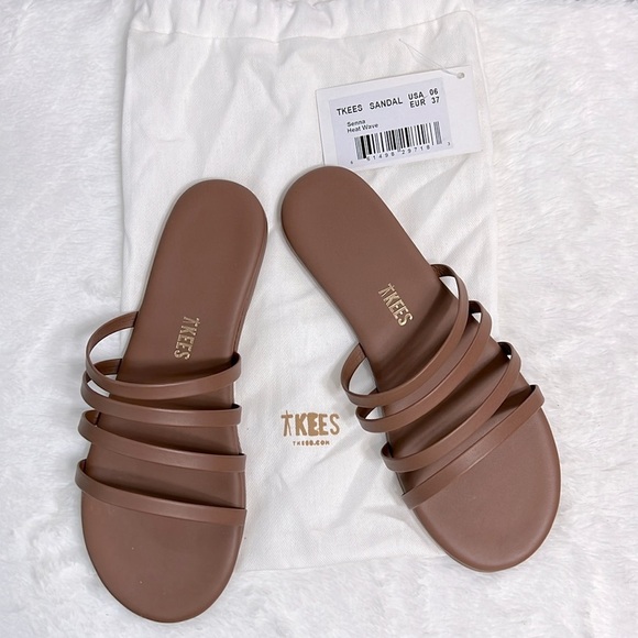 Tkees Senna Sandal size 6 NWT - Picture 2 of 8